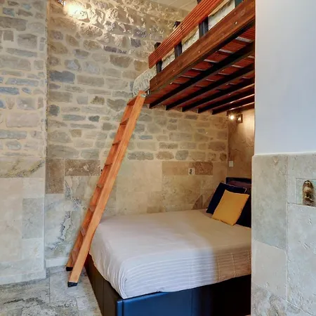 Διαμέρισμα Le Coin Vintage I Hypercentre I Bourguignon & Cosy
